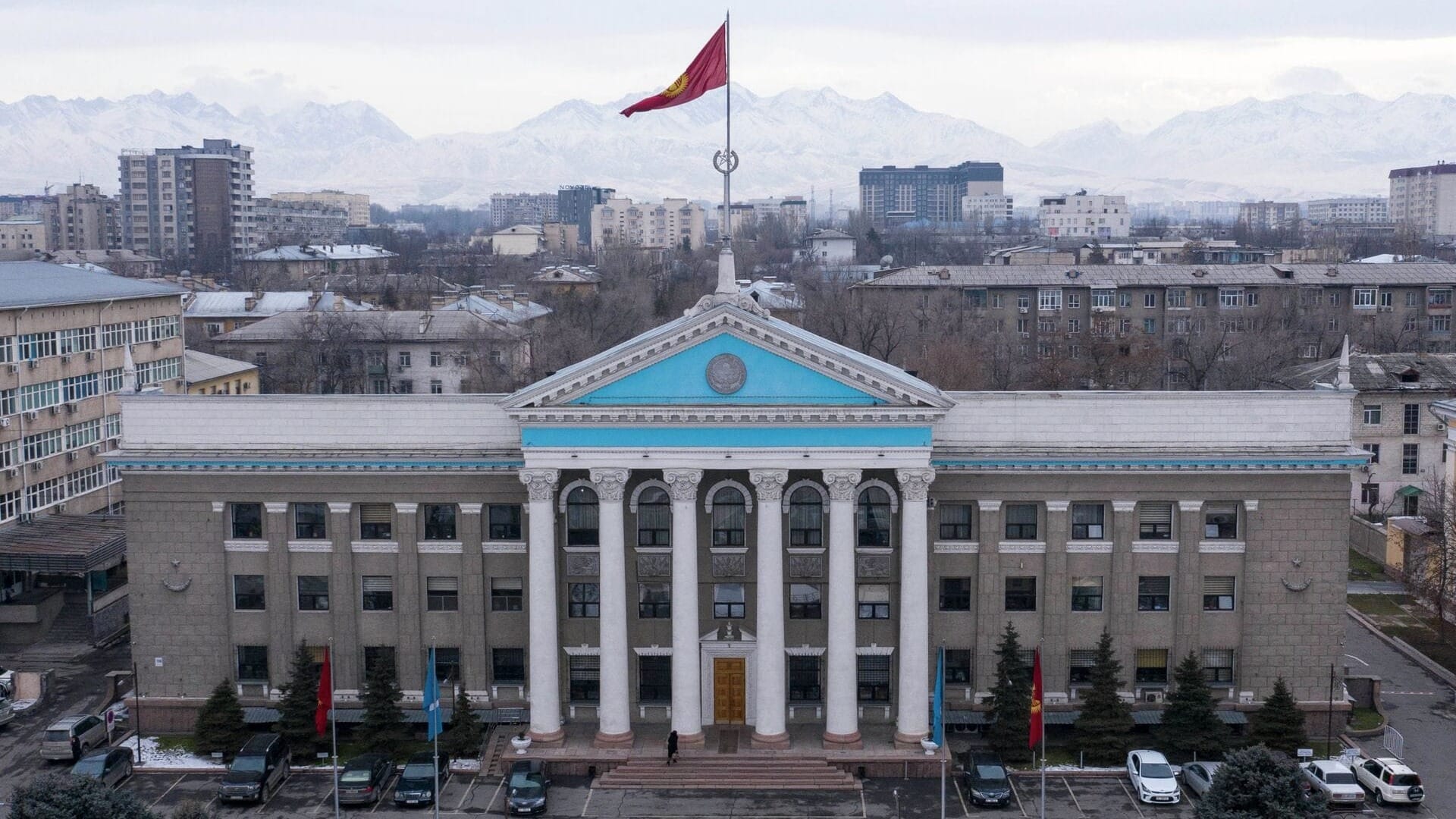 Утвержден бюджет Бишкека на текущий год – 32.6 млрд сомов