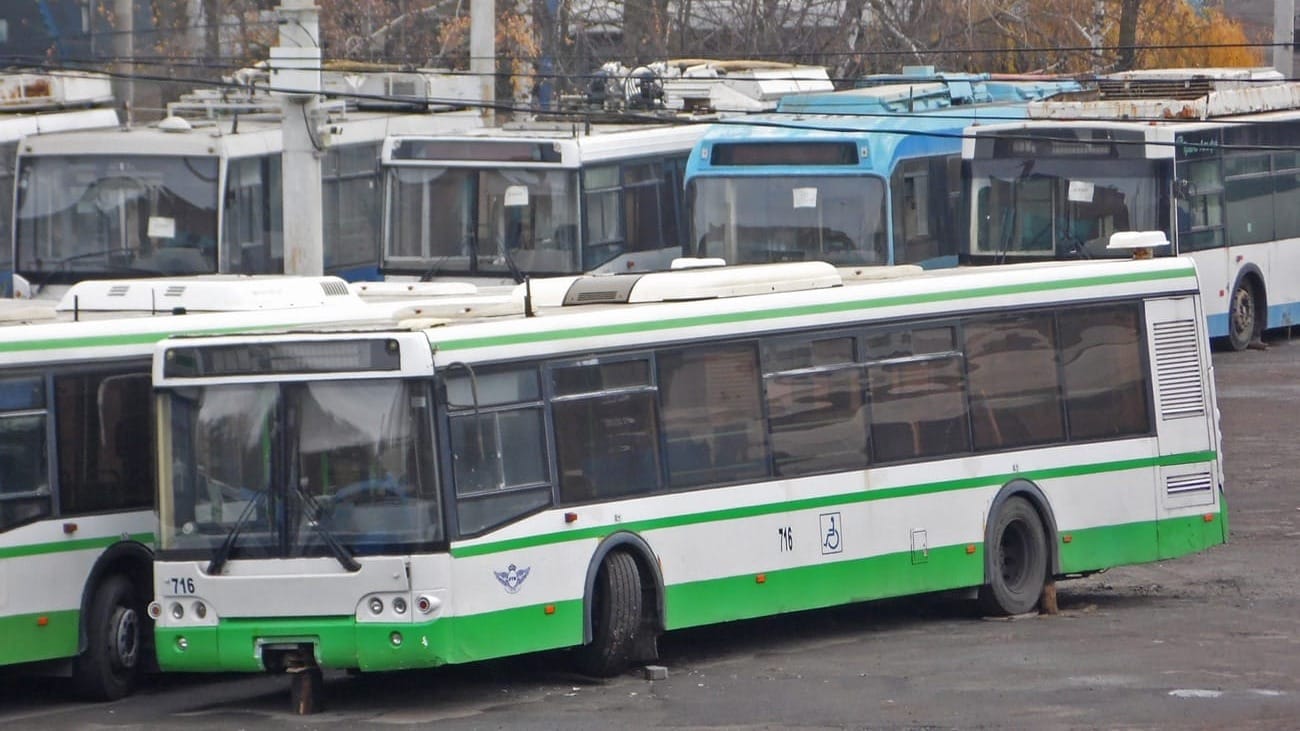 Ростов-на-Дону передарил Ошу 10 старых автобусов