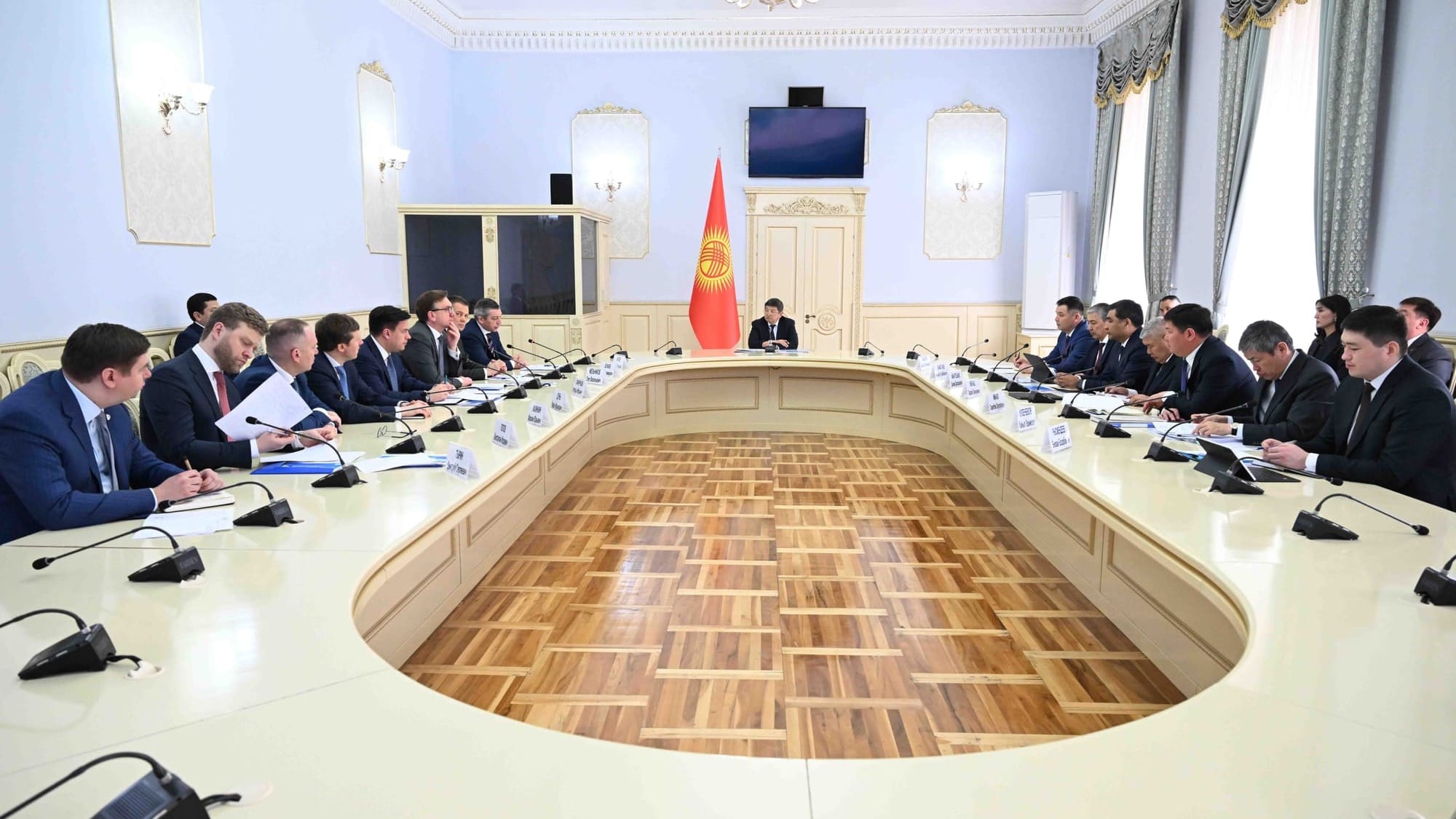 «Газпромбанк» готов инвестировать в инфраструктурные проекты Кыргызстана