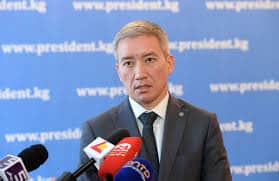 Эркин Асрандиев стал вице-премьер-министром, Замирбек Аскаров – главой МЧС