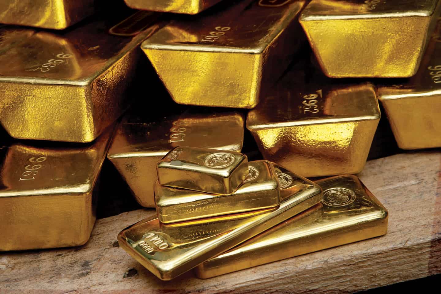 Для добывающих компаний вырастут налоги за продажу переработанного золота за границей