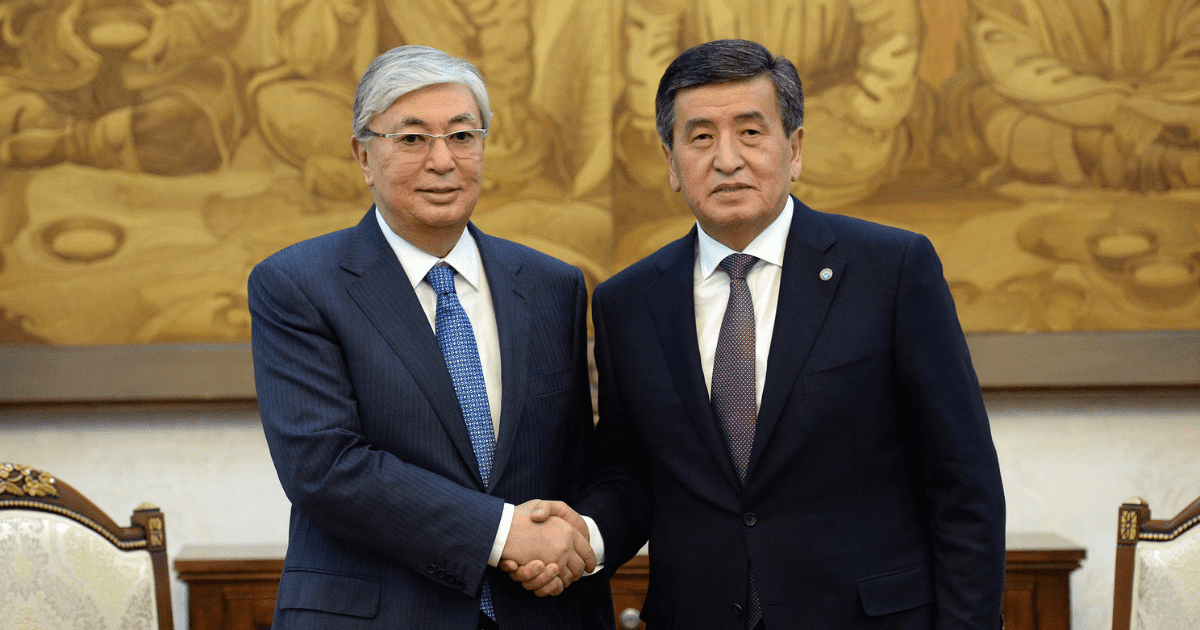 Президенты Кыргызстана и Казахстана созвонились по телефону. Конкретных договоренностей нет