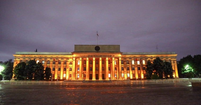 В Кыргызстане официально сменился кабмин — прибавилось четыре министра