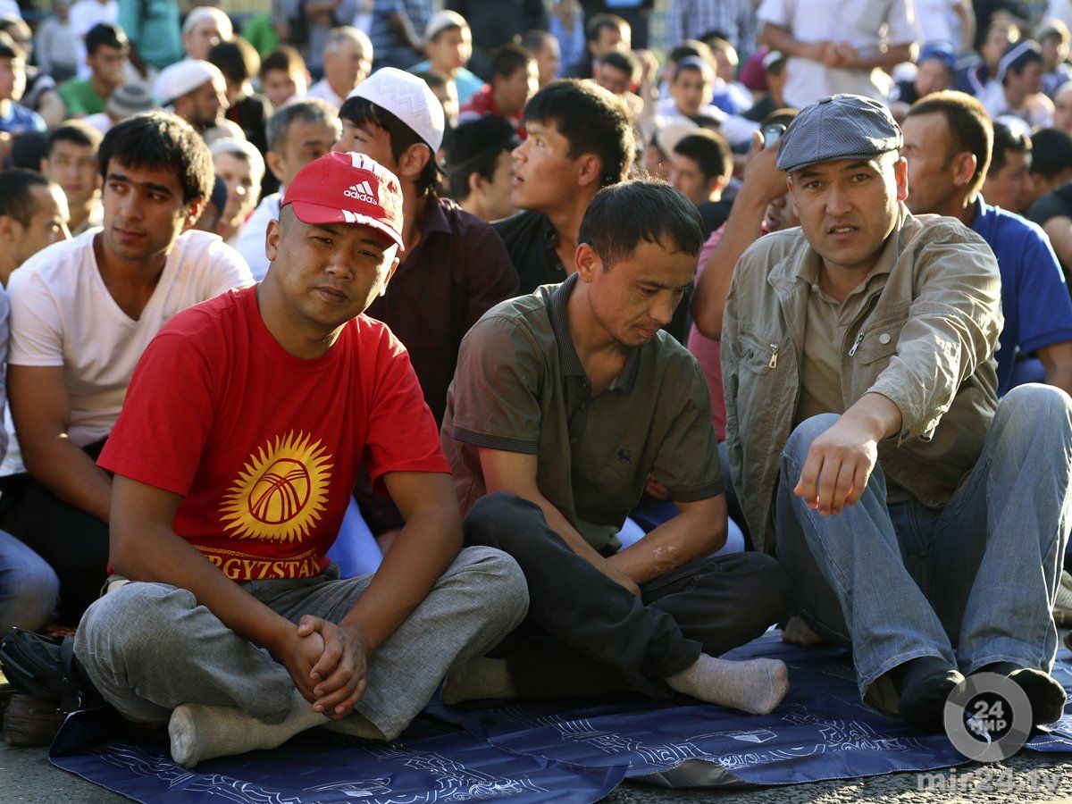 Переизбыток рабсилы – кабмин будет организовано отправлять кыргызстанцев на заработки в другие страны