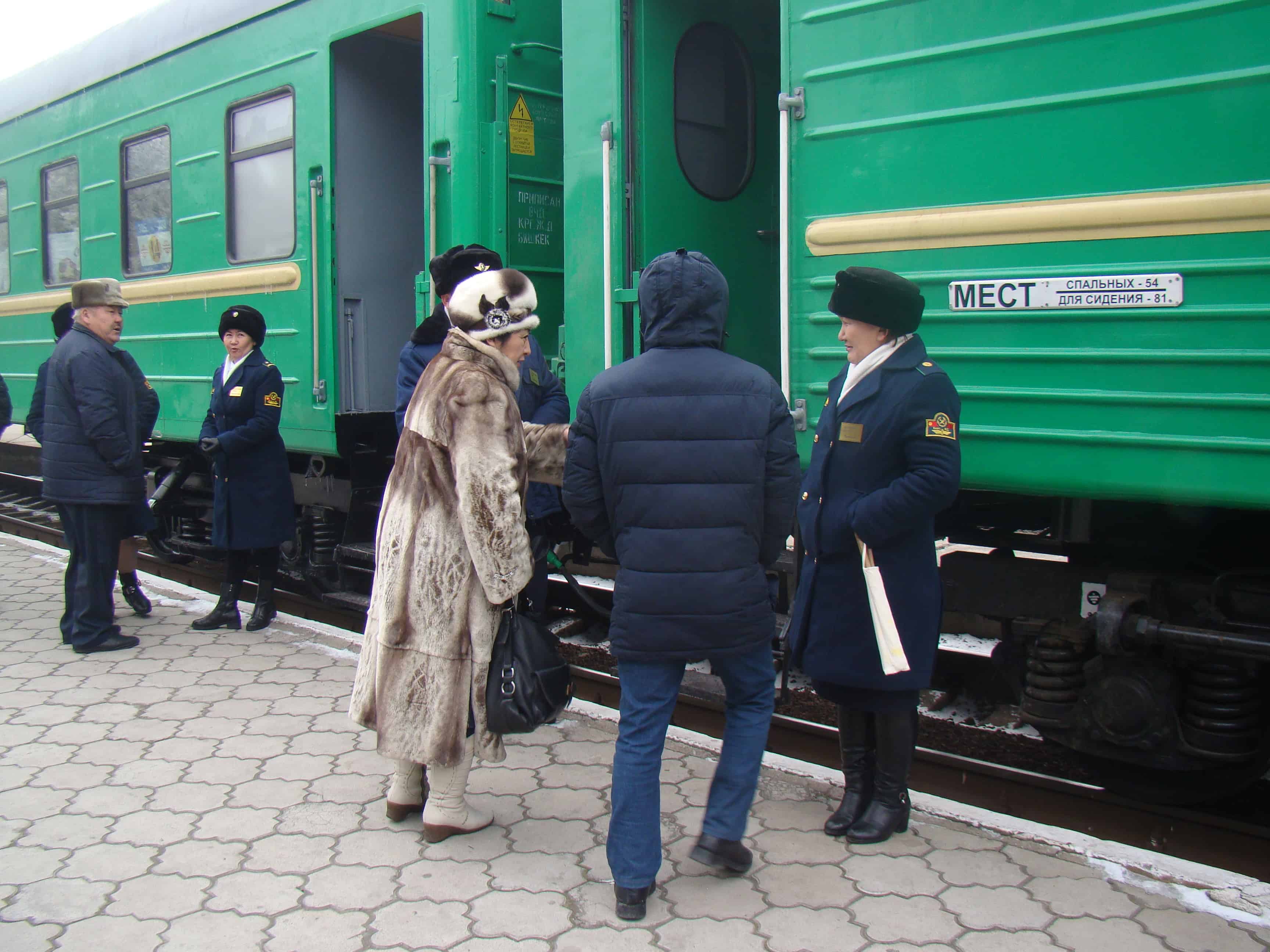 Как въехать в Россию и Казахстан на поезде? Правила от «Кыргыз темир жолу»