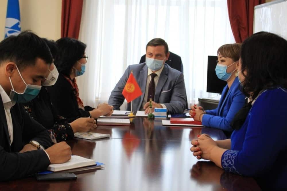 И.о. мэра Бишкека уволил задержанного акима Октябрьского района