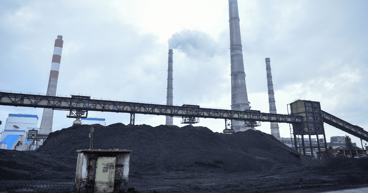 Три угольных компании лишились права поставлять уголь для ТЭЦ Бишкека