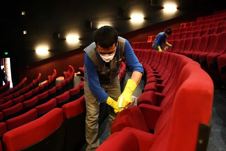 Кинотеатры и фудкорты в Бишкеке откроются 1 декабря — и.о. мэра