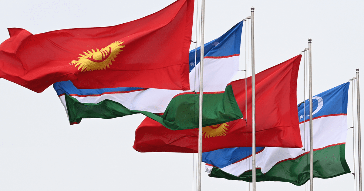 Жогорку Кенеш в первом чтении одобрил создание Узбекско-Кыргызского фонда развития