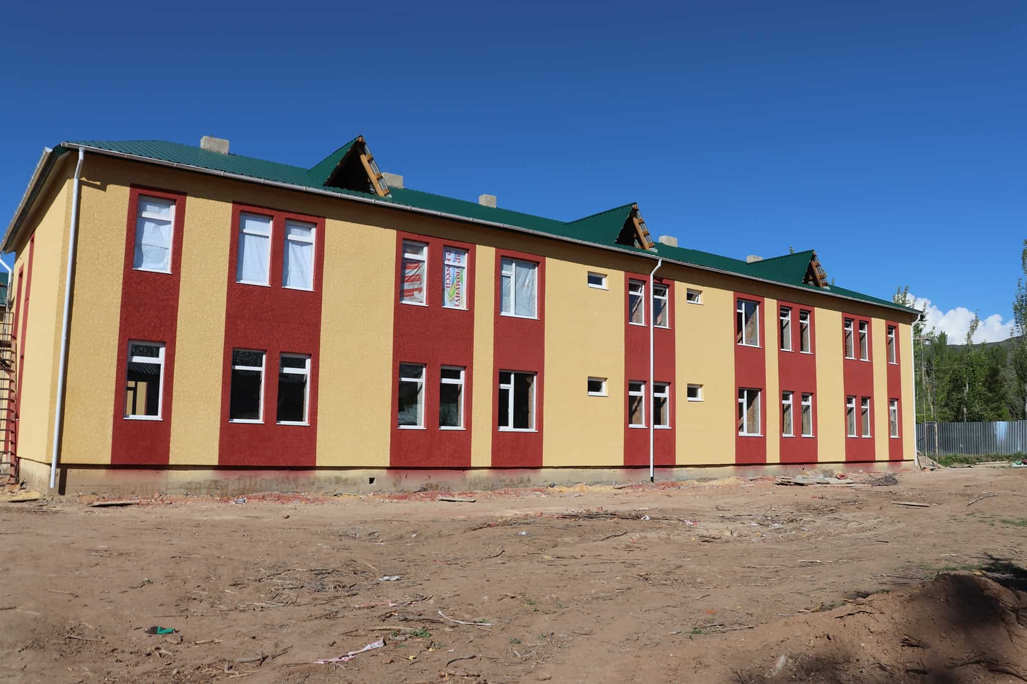 За счет «Кумтора» достраивают новый детский сад в Джеты-Огузском районе за 56 млн сомов