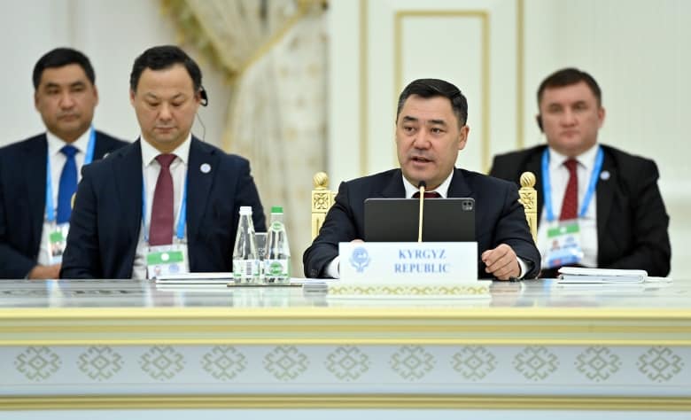 Садыр Жапаров предложил ОЭС инвестиционное сотрудничество в сфере гидроэнергетики
