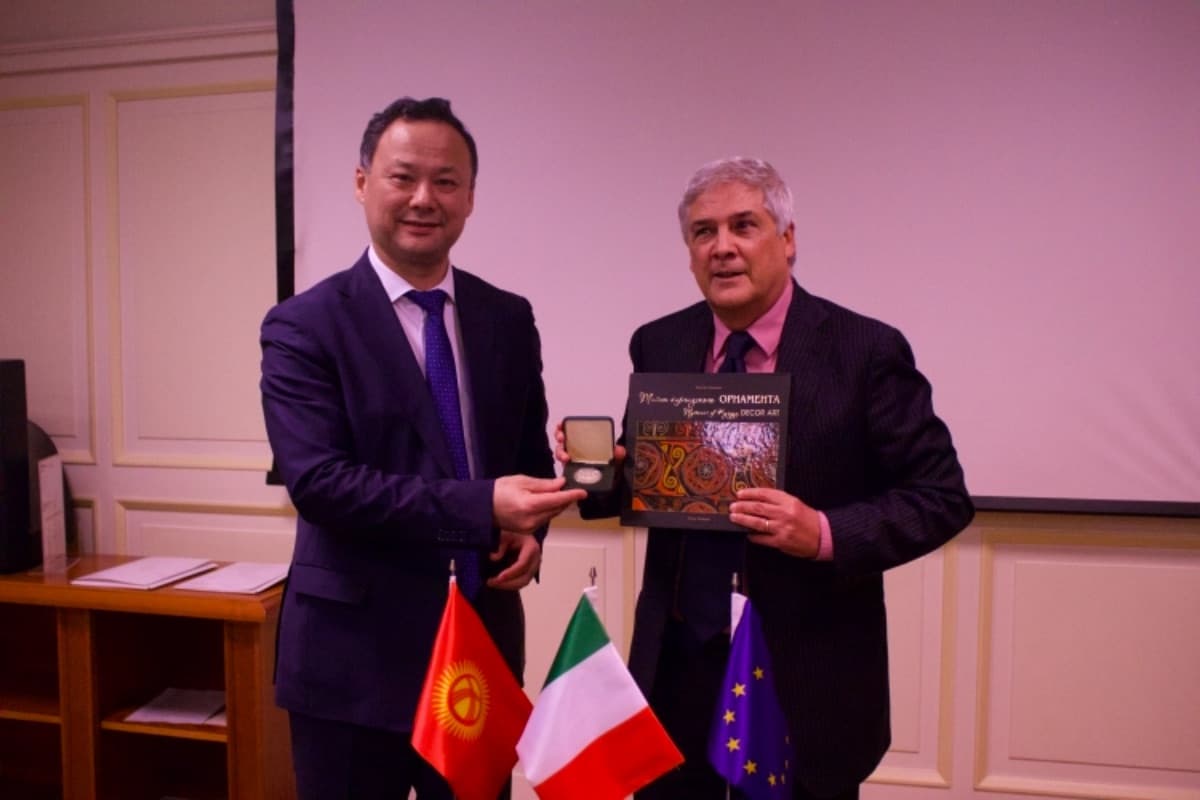 МИД договорился о проведении кыргызско-итальянского бизнес форума