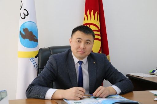 Генеральный директор СЭЗ «Бишкек» подал в суд на журналистов