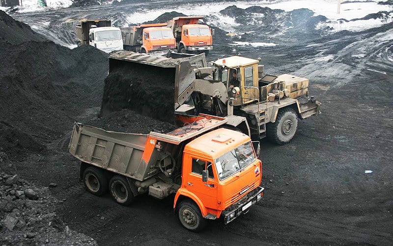 Водители, привозящие уголь с Кара-Кече, против цены в 3 тысячи сомов
