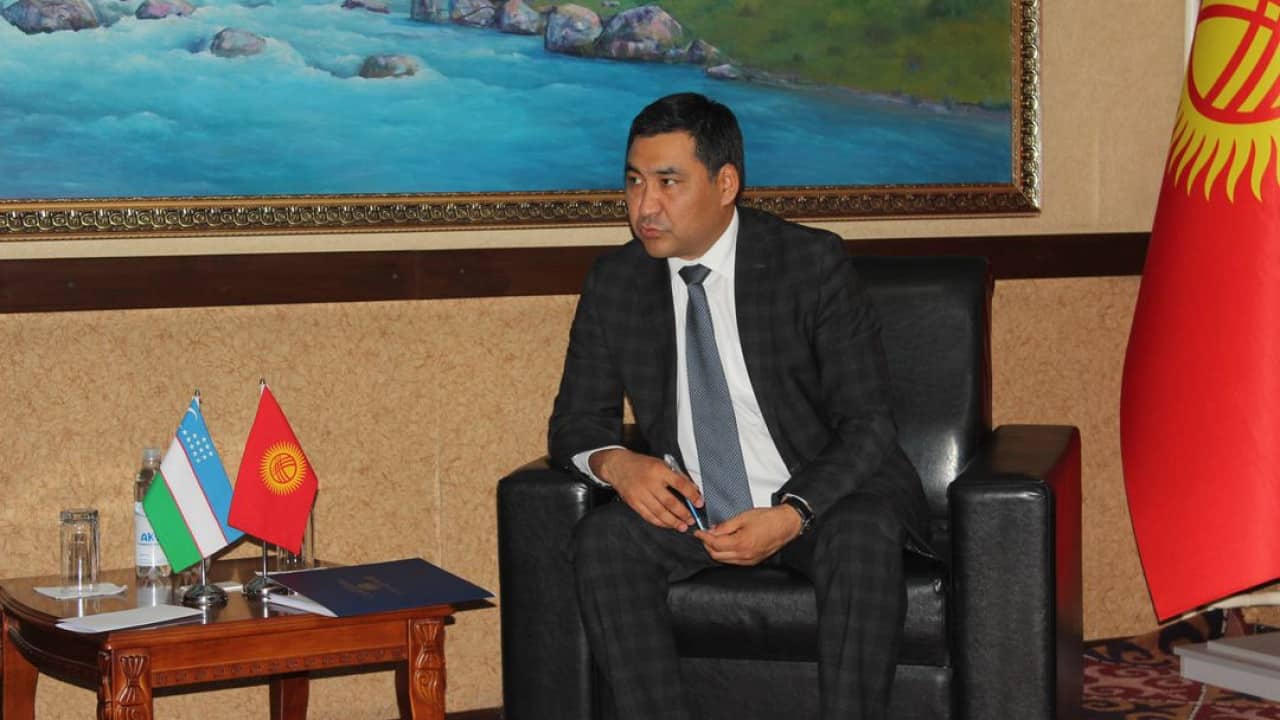 Кыргызстан и Узбекистан обсудили промышленную кооперацию в приграничной зоне