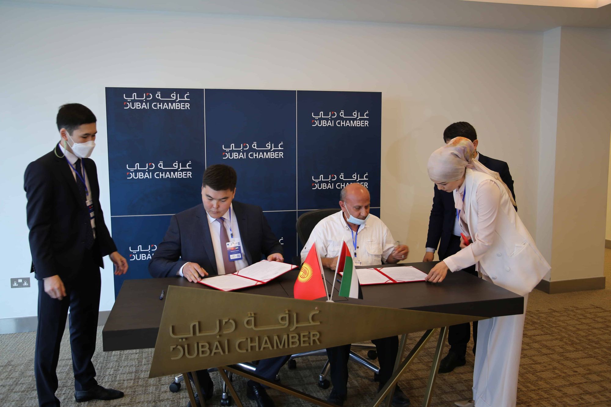 На бизнес-форуме «Кыргызстан — ОАЭ» подписаны контракты на $3.2 млн