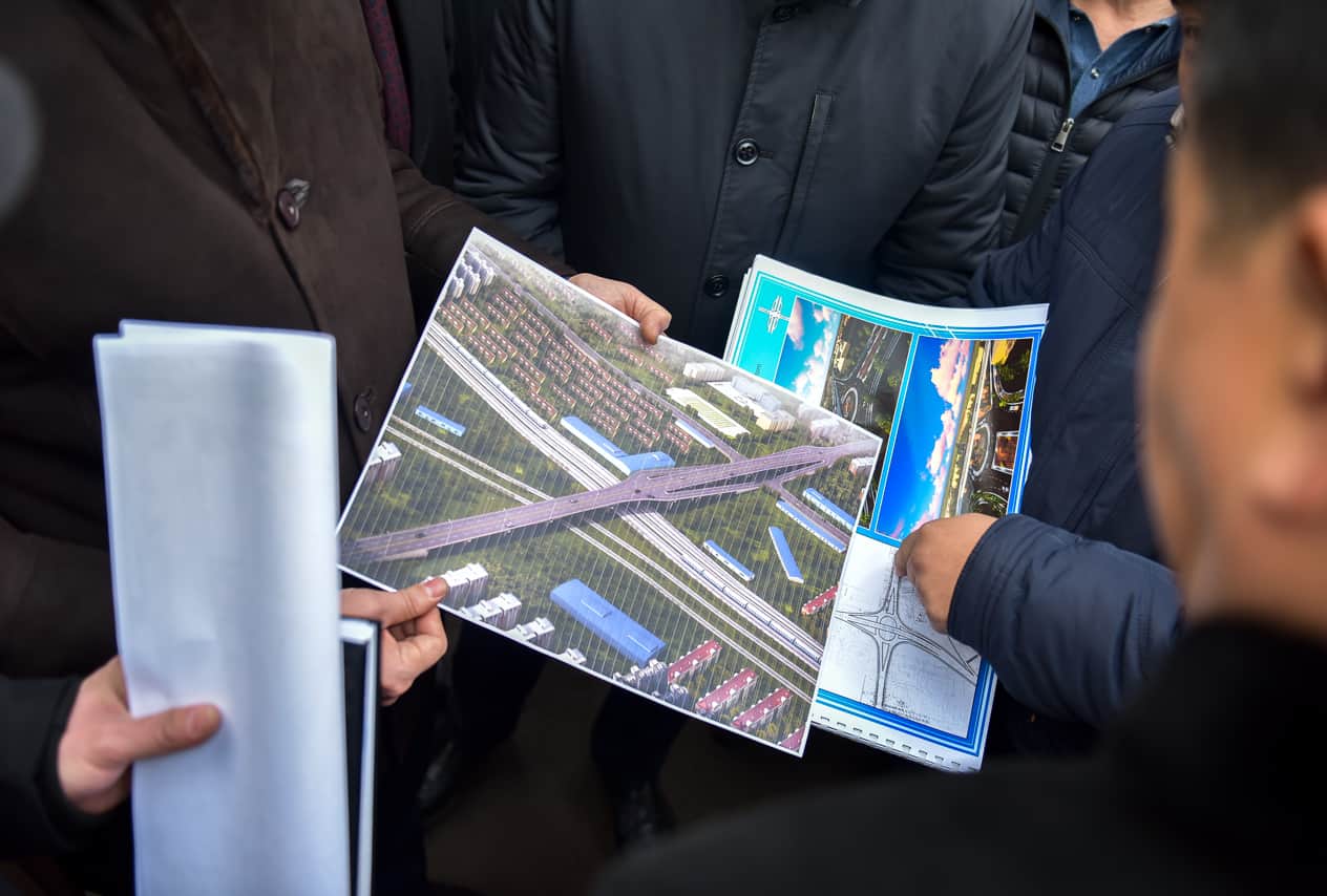 Мэрия Бишкека рассматривает проекты третьей фазы ремонта улиц за счет гранта КНР