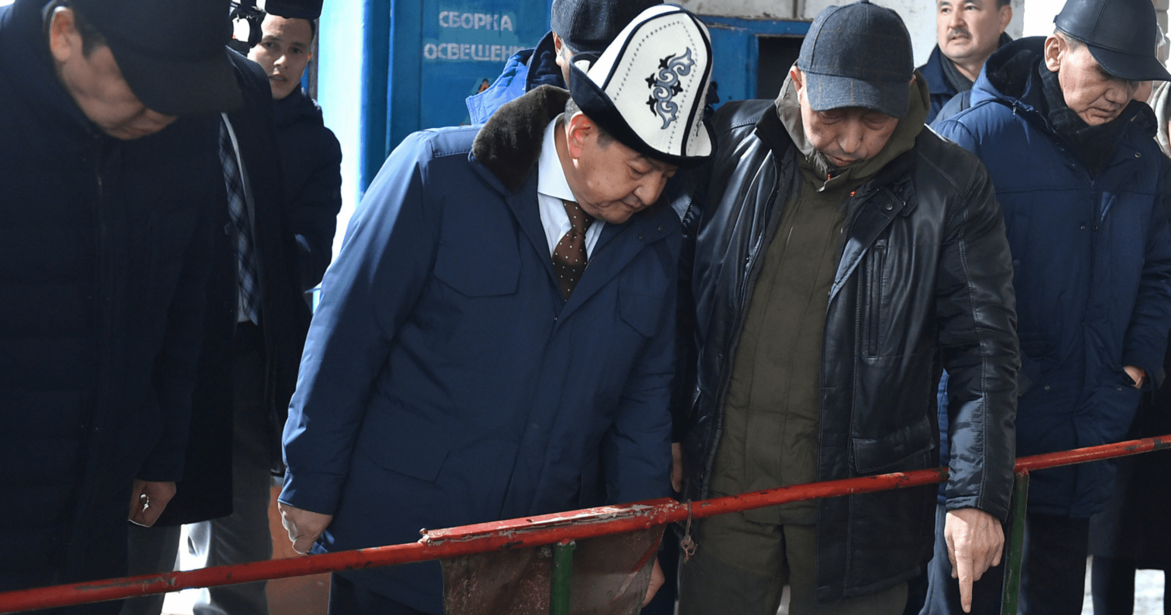 Акылбек Жапаров поручил подготовить список оборудования ТЭЦ Бишкека для замены и обновления