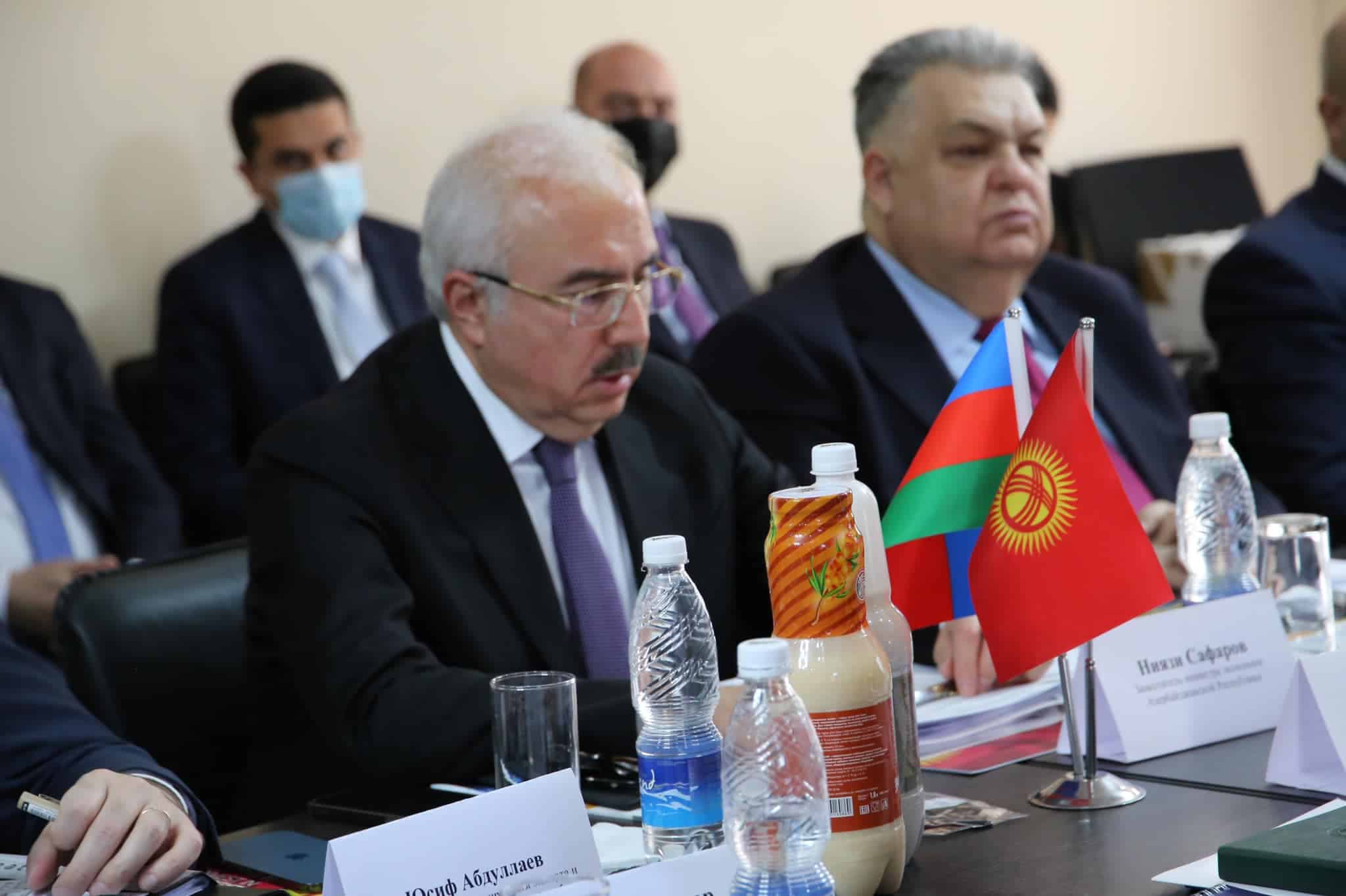 Азербайджанская делегация проведет встречи с госорганами и бизнесом