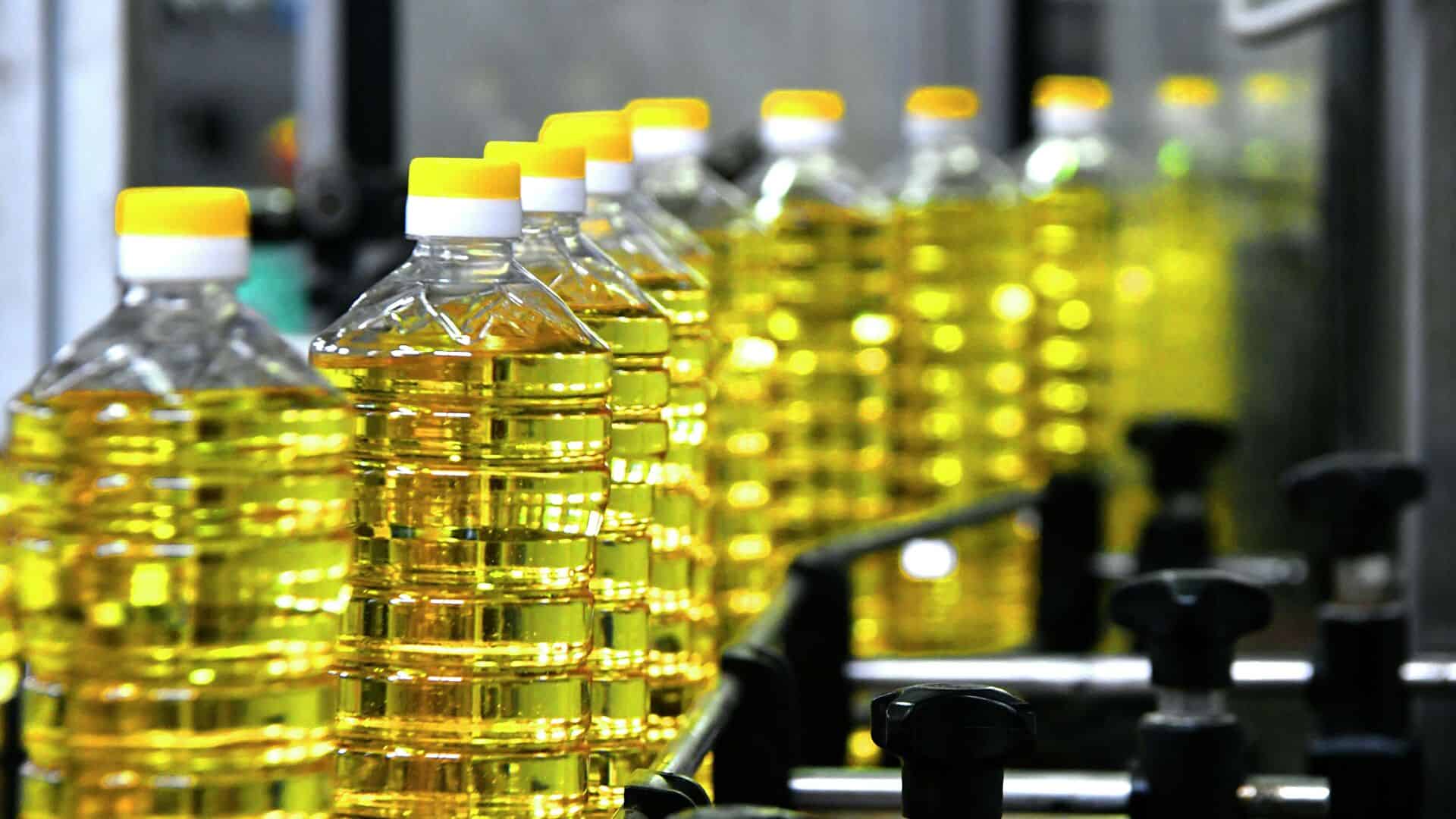 Госматрезервы реализует растительное масло в объеме 900 тысяч литров