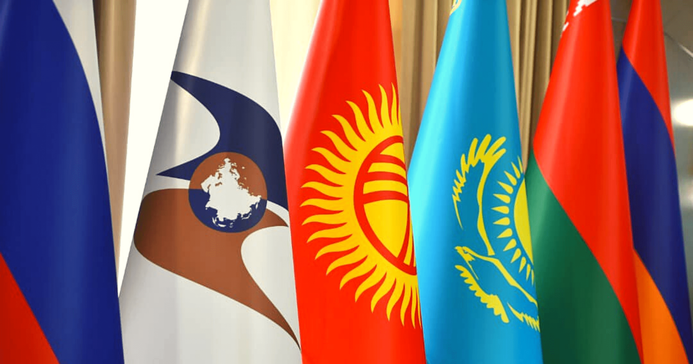 Кыргызстан и Казахстан договорились увеличивать товарооборот между странами до $2 млрд