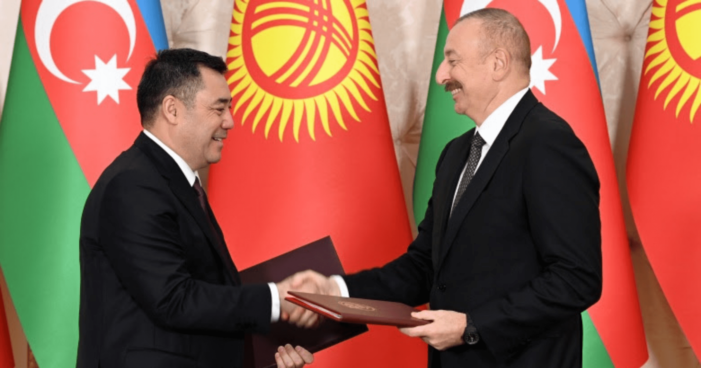 Шесть меморандумов и три соглашения подписаны между Кыргызстаном и Азербайджаном