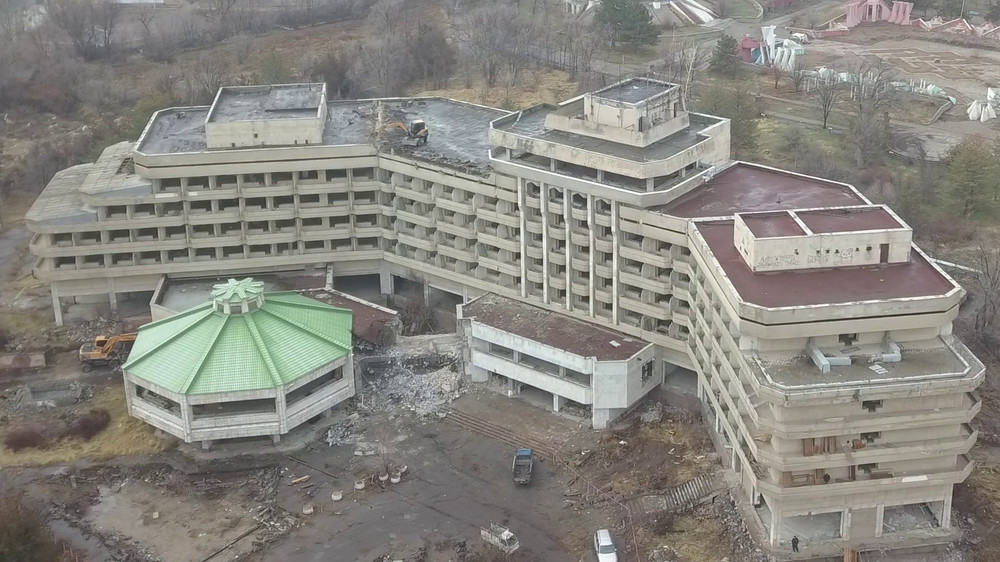 Для погашения задолженностей гостиницы «Иссык-Куль» выделено 42.5 млн сомов