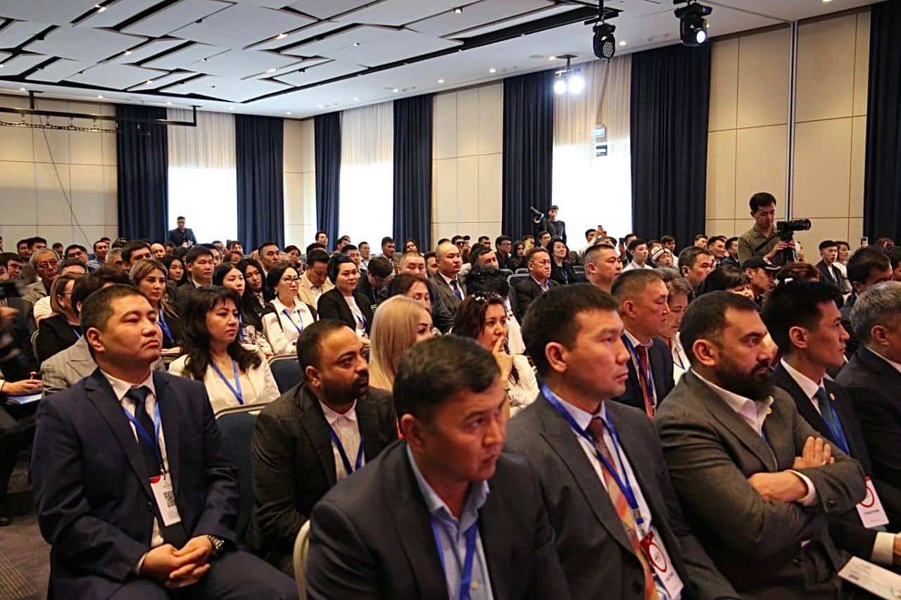 В Бишкеке прошла инвестиционная  конференция французских консалтинговых компаний
