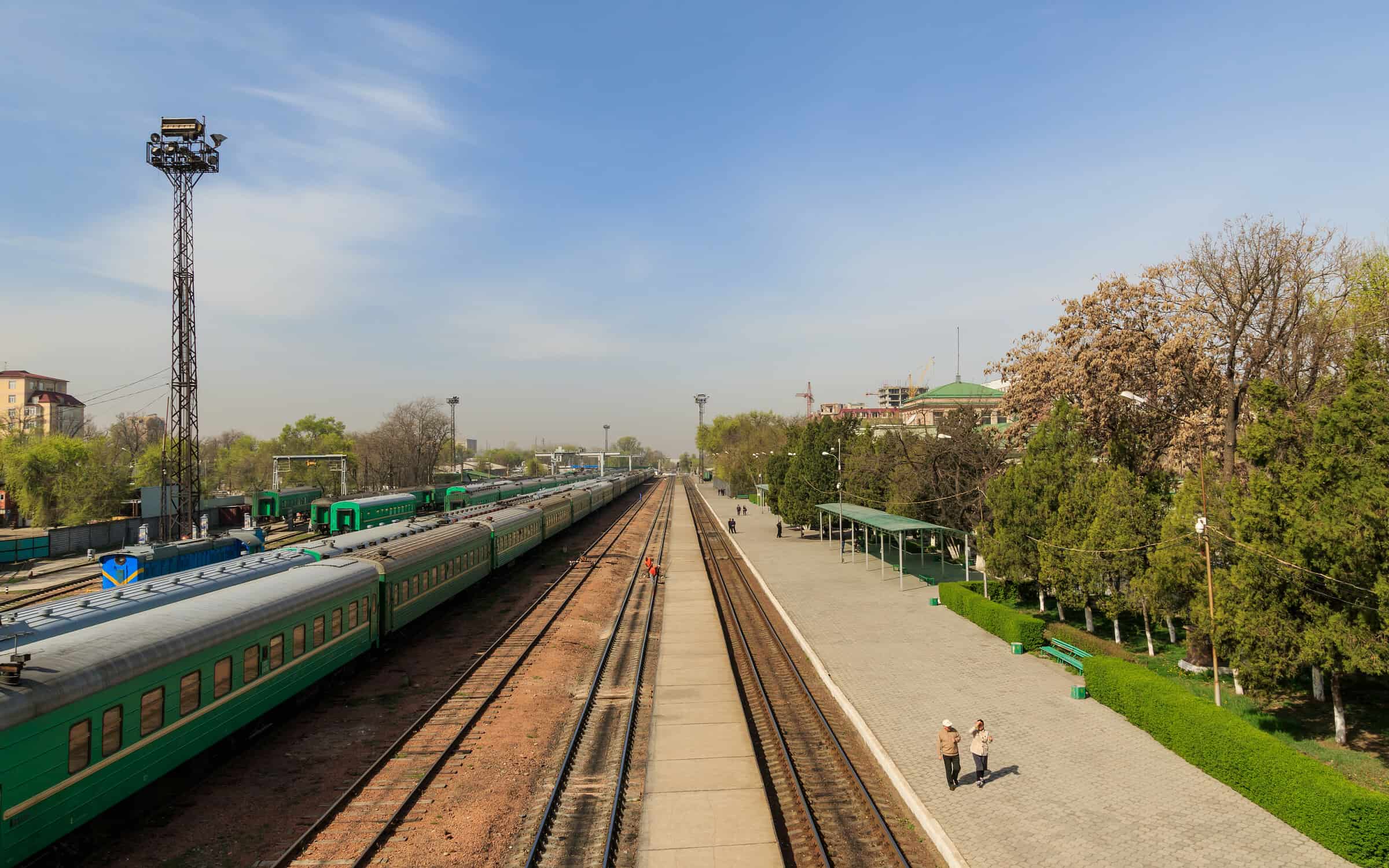 Из Екатеринбурга хотят запустить поезд в Бишкек и рейсы на Иссык-Куль