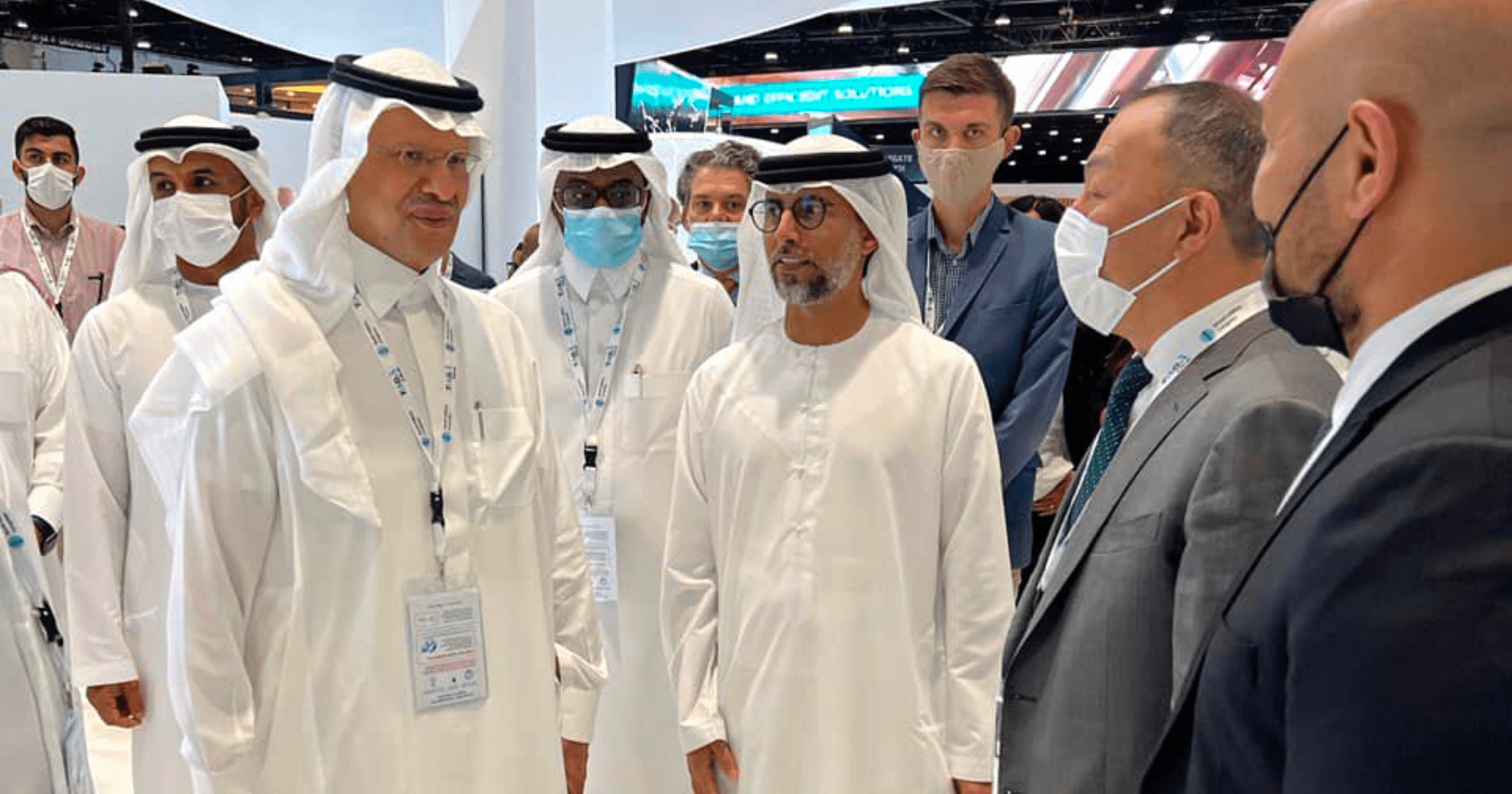 КР укрепляет сотрудничество в энергетике с Саудовской Аравией и ОАЭ — министры трех стран провели переговоры