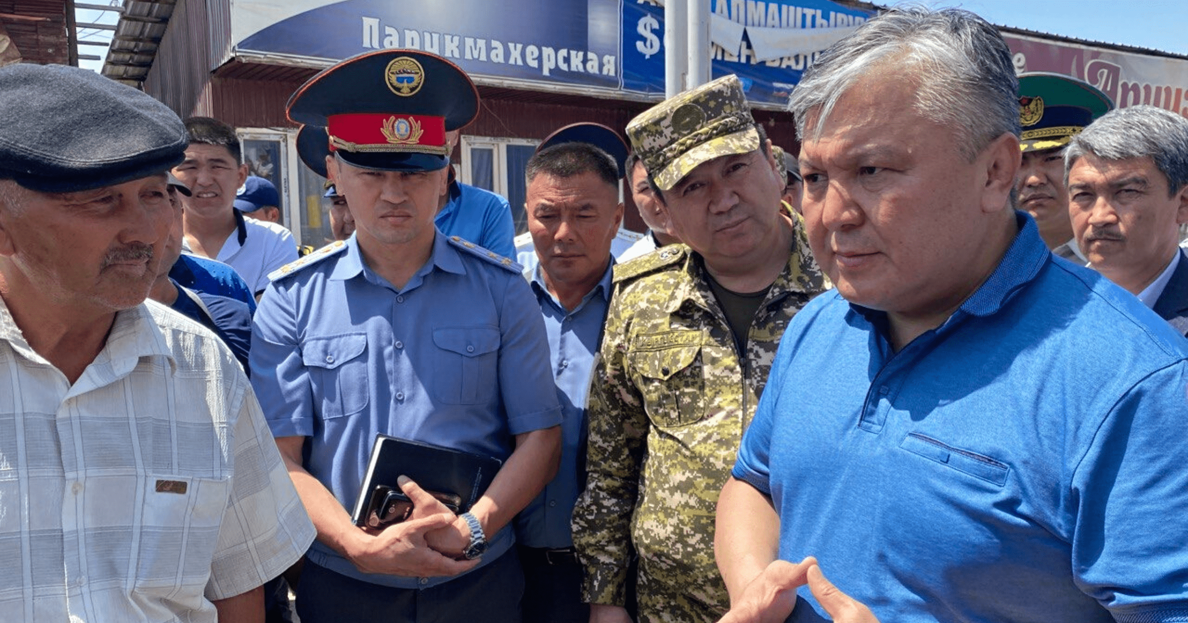 Кожошев проверил КПП на границе с Казахстаном и поручил усилить контроль за наличием электронных счет-фактур