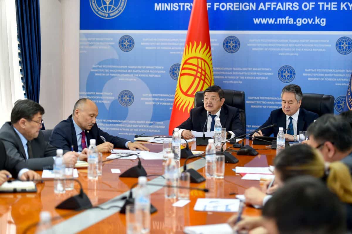 Кыргызстан намерен ежегодно привлекать порядка $1 млрд инвестиций