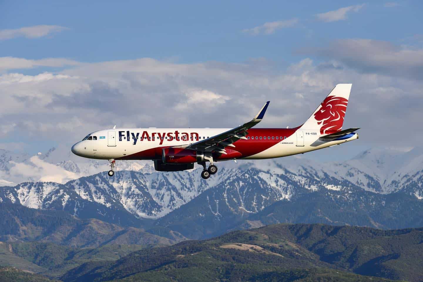 Казахстанская авиакомпания FlyArystan открыла новый регулярный рейс из Нур-Султана в Бишкек