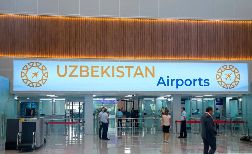 Узбекистан снимает все ковидные ограничения для прибывающих в страну
