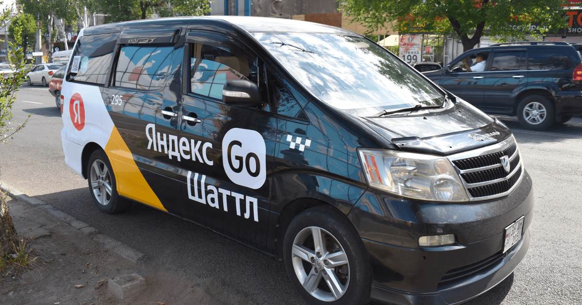 В «Шаттлах» сервиса «Яндекс GO» установили камеры, которые мониторят состояние водителя