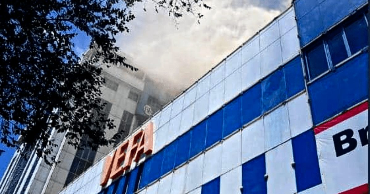 Возгорание в бизнес-центре «Вефа» произошло на детской площадке