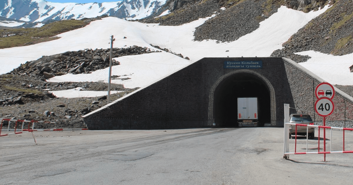 Проезд по тоннелю Кольбаева частично восстановлен 