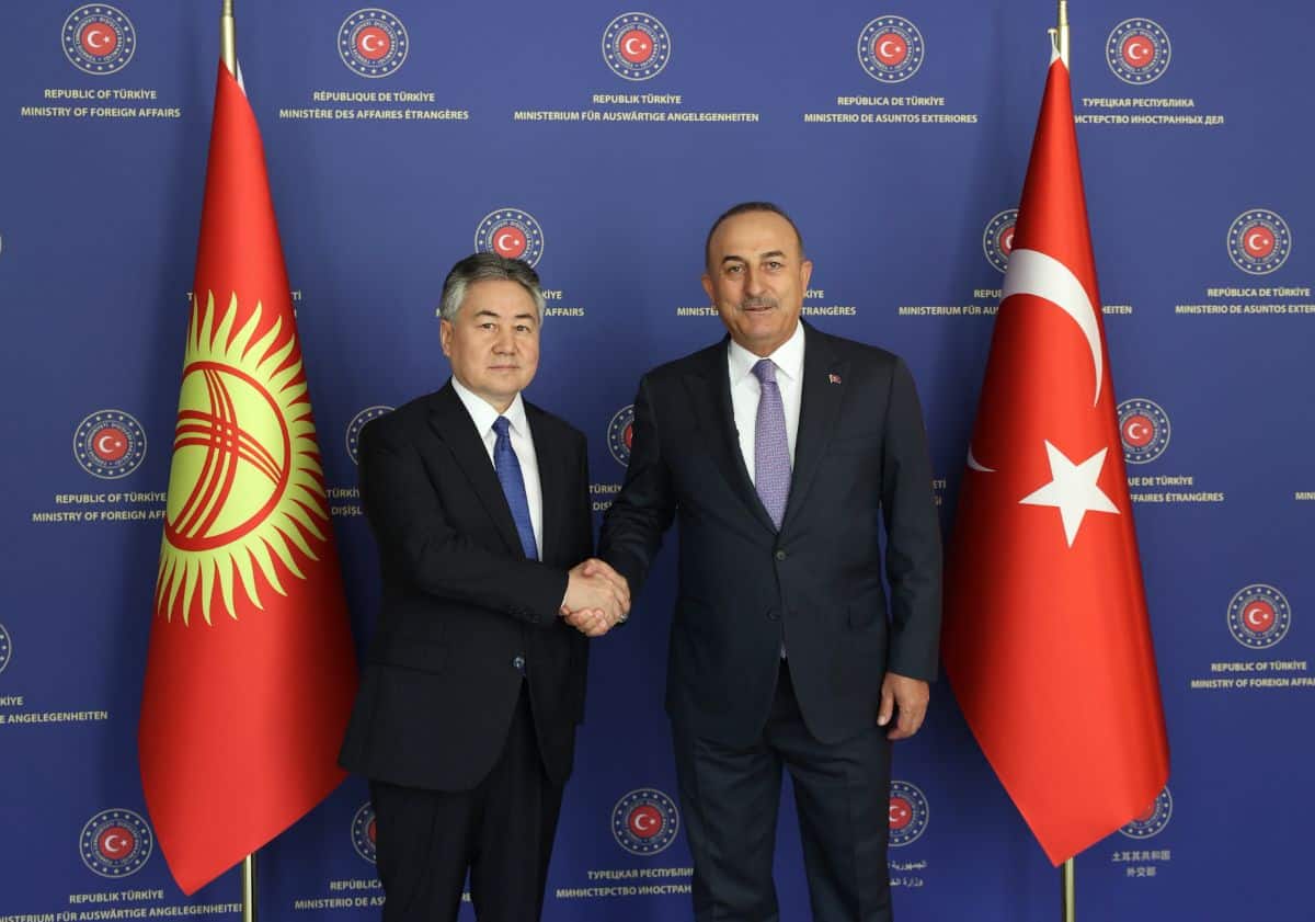 Скорейший запуск Кыргызско-турецкого фонда развития обсудили главы МИД двух стран
