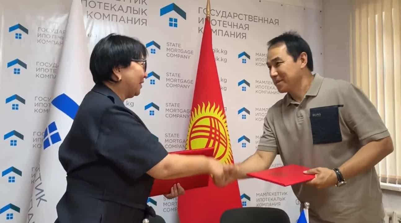 Кыргызстанские мигранты в России смогут получить госипотеку