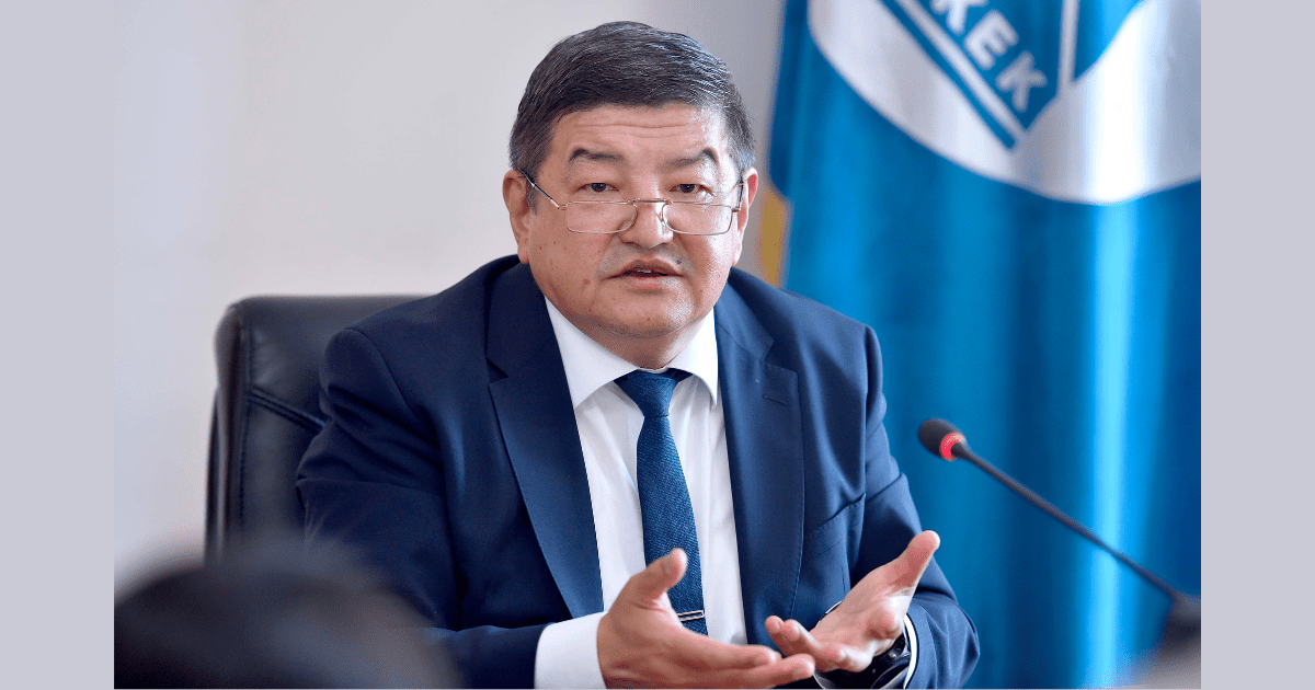 Акылбек Жапаров поручил существенно увеличить безналичные расчеты в Бишкеке