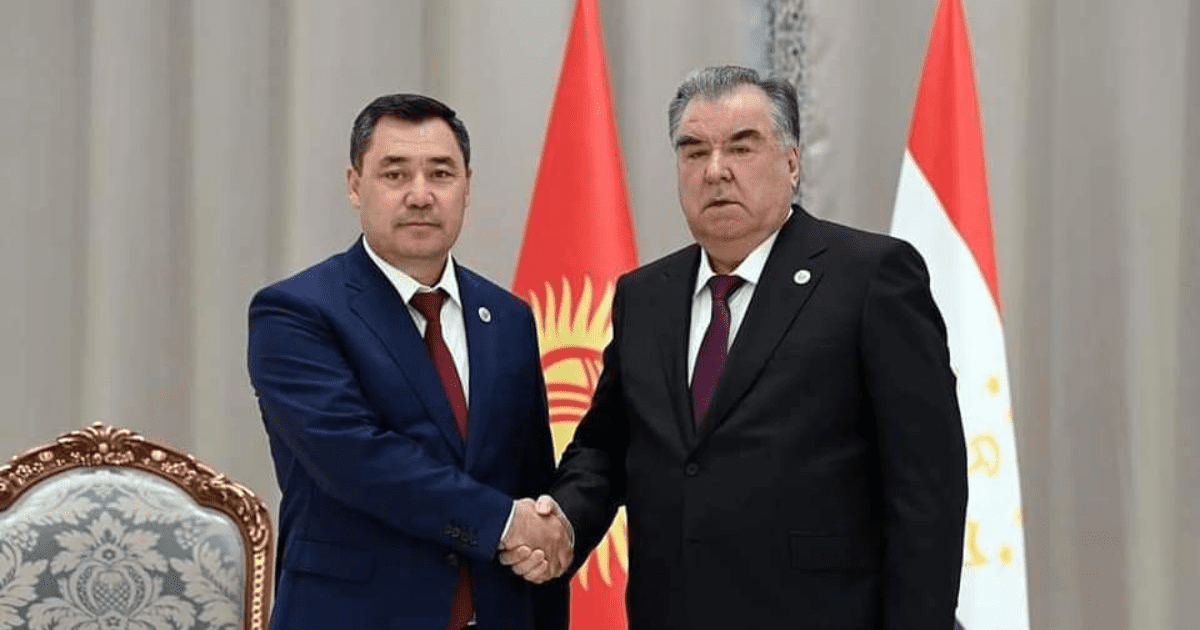 Садыр Жапаров провел переговоры с президентом Таджикистана — главы государств договорились об отводе сил