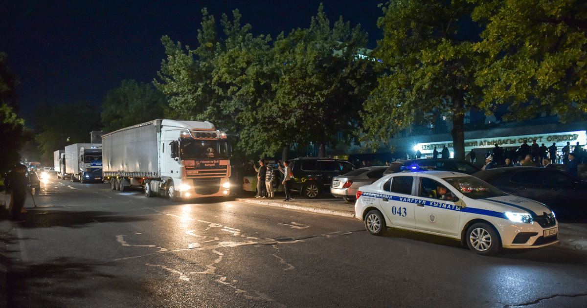 Из Бишкека отправлен первый рейс с 67 тоннами гумпомощи для баткенцев. ФОТО