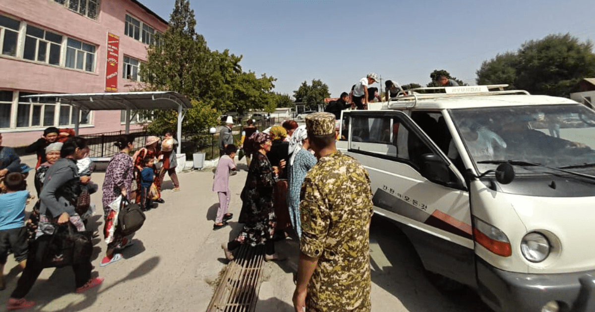 Уже 136 тысяч человек эвакуированы из опасных районов Баткенской области