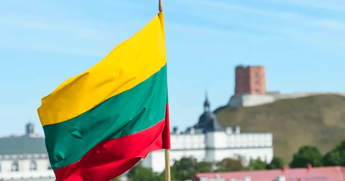 Кыргызстан просит Литву облегчить получение рабочих виз для кыргызстанцев