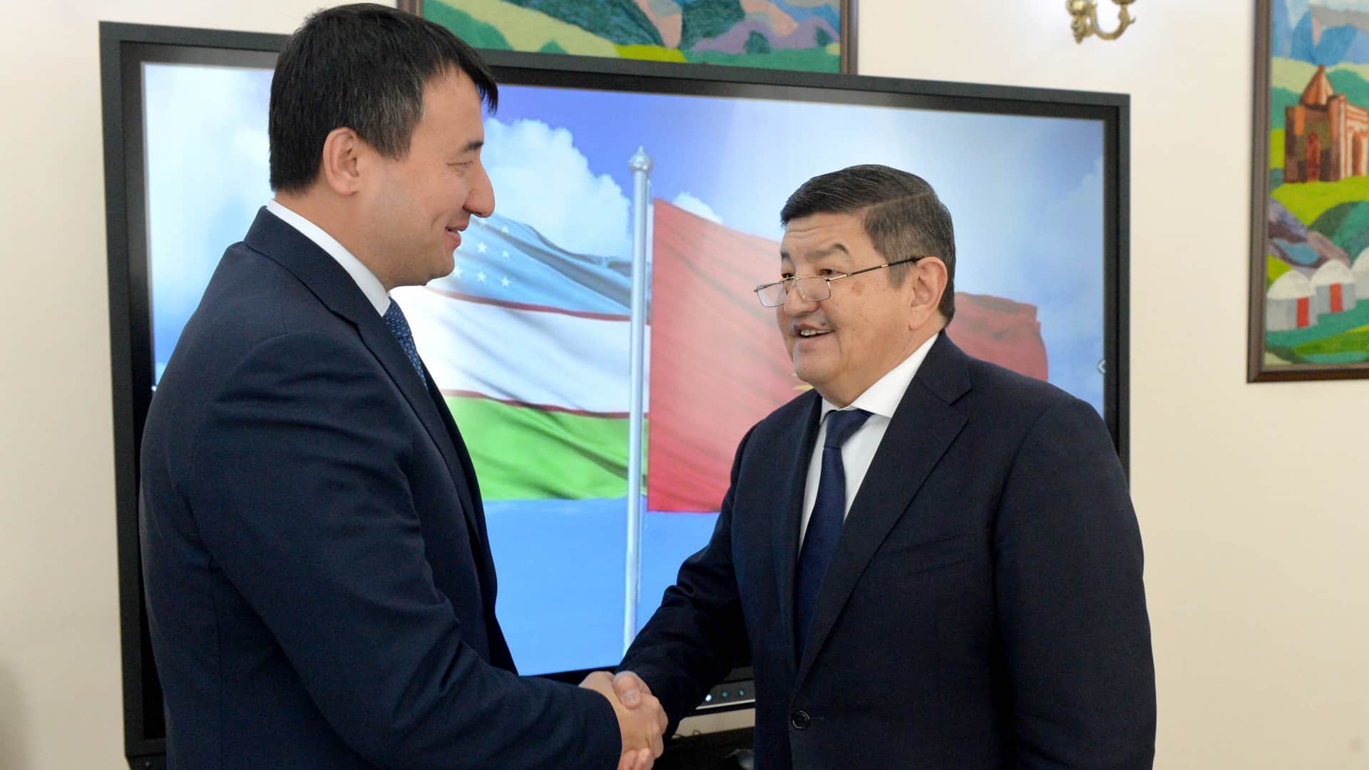 Кыргызстан и Узбекистан намерены увеличить товарооборот до $2 млрд