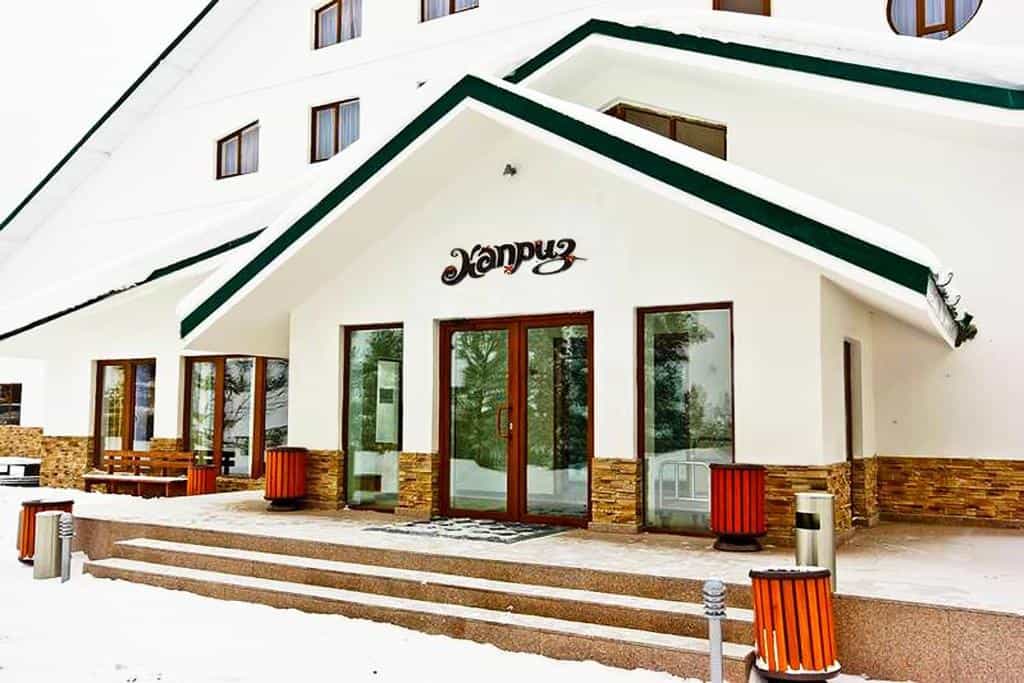 Управляющая компания гостиницей «Каприз-Каракол» может понести убытки из-за курсовой разницы