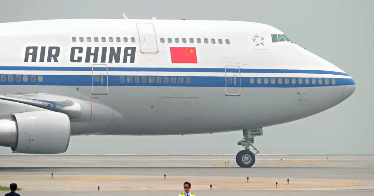 Запуск прямого авиарейса Бишкек – Пекин обсудили представители КР и Китая