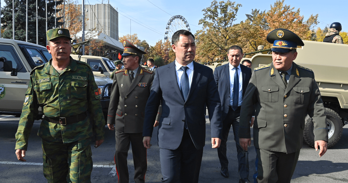 В Кыргызстане разрабатывают военную ипотеку для силовиков