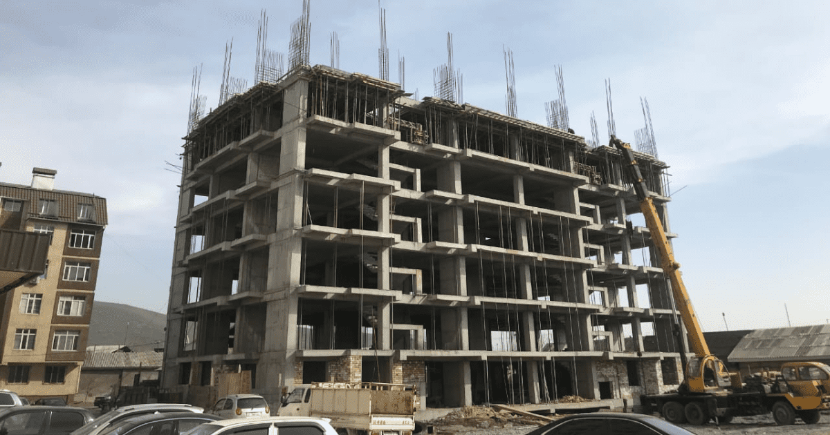 ГКНБ выявил незаконное строительство жилых домов в Джалал-Абаде