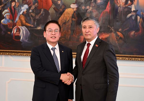 ЖК предложил Корее упростить выдачу виз бизнесменам, туристам и студентам изображение публикации